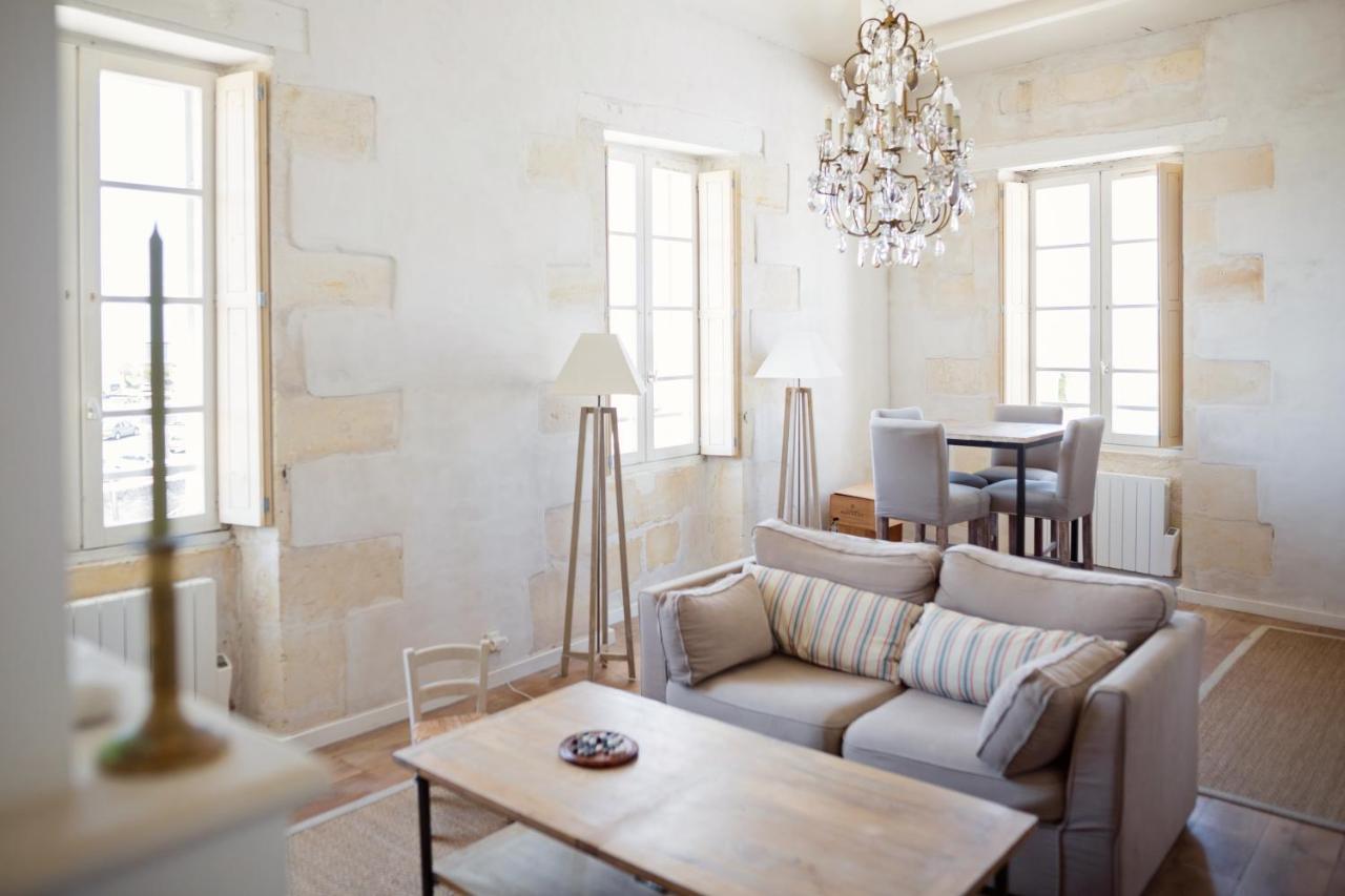 XVIII Century Gem With Magnificent Views Of The Harbour With A Private Garage Saint-Martin-de-Ré Exterior foto