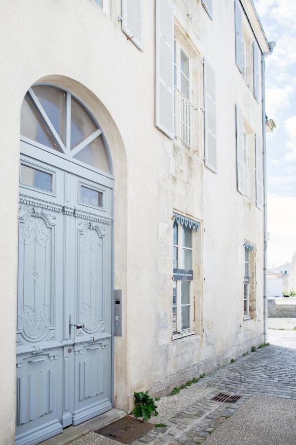 XVIII Century Gem With Magnificent Views Of The Harbour With A Private Garage Saint-Martin-de-Ré Exterior foto